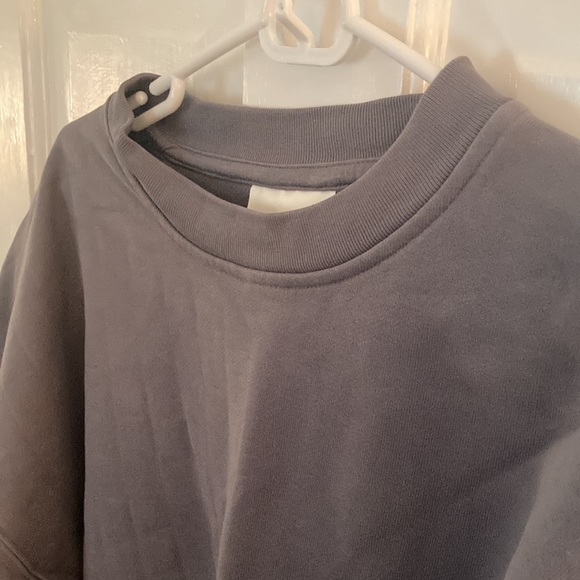 Men’s H&M sweatshirt. - Picture 2 of 2